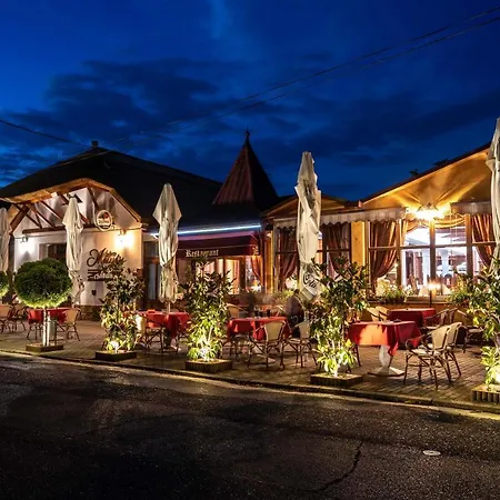 Pensión Heléné 3*