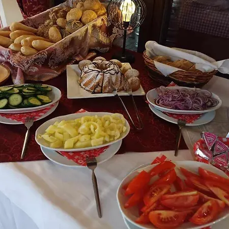 Helene Guest house 3*