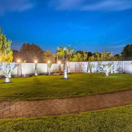 Heléné 3* Veľký Meder