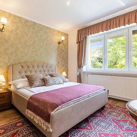 Guest house Helene 3*